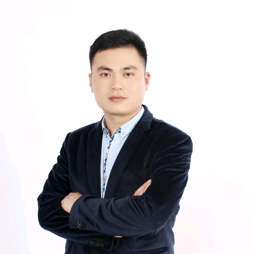 李万里日常生活