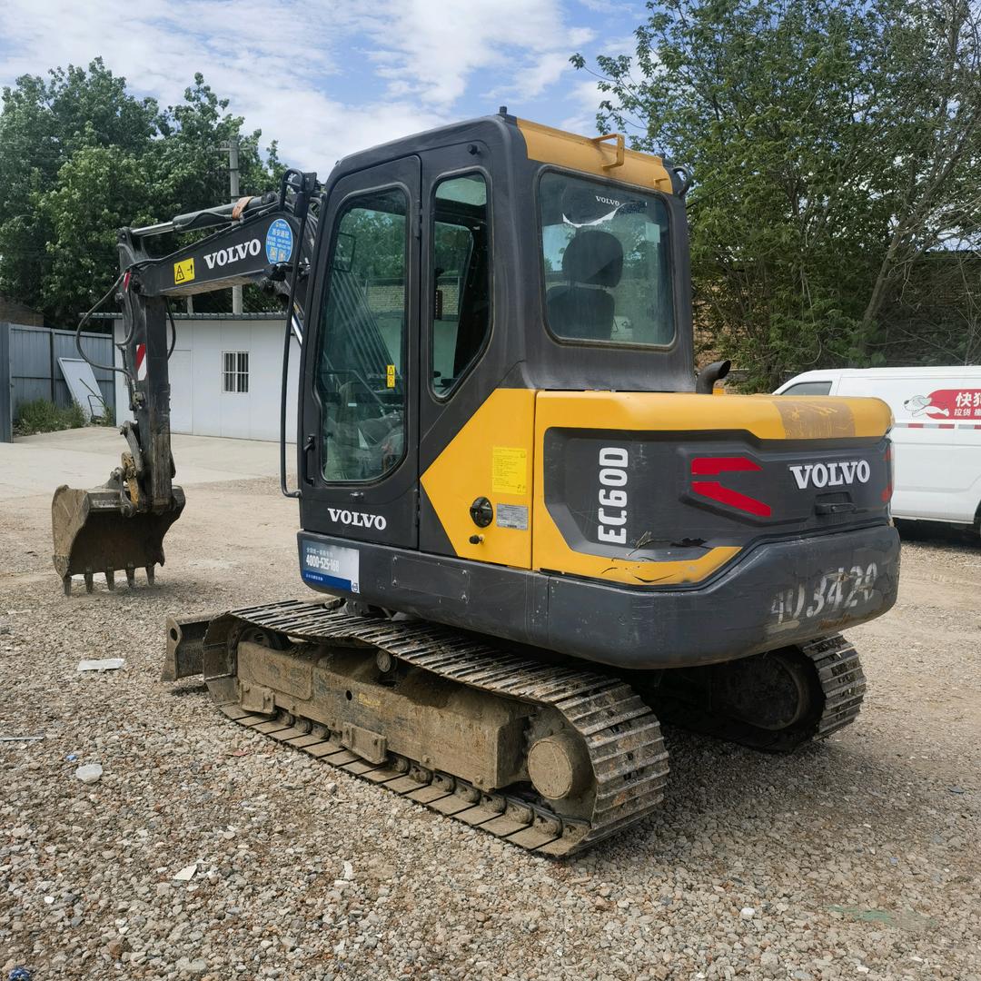 西安灞器李国董 挖掘机装载机买卖租赁