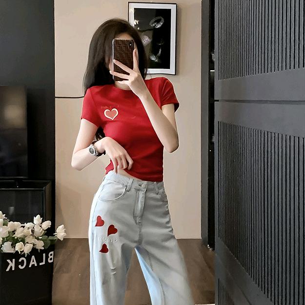 韵诗潮牌服饰