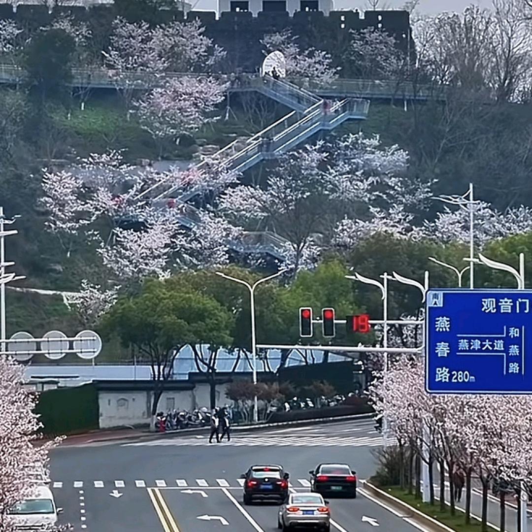 新时代打铁人
