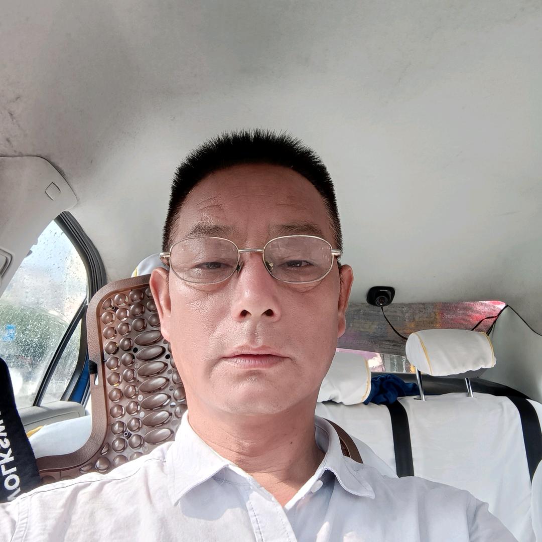 吕