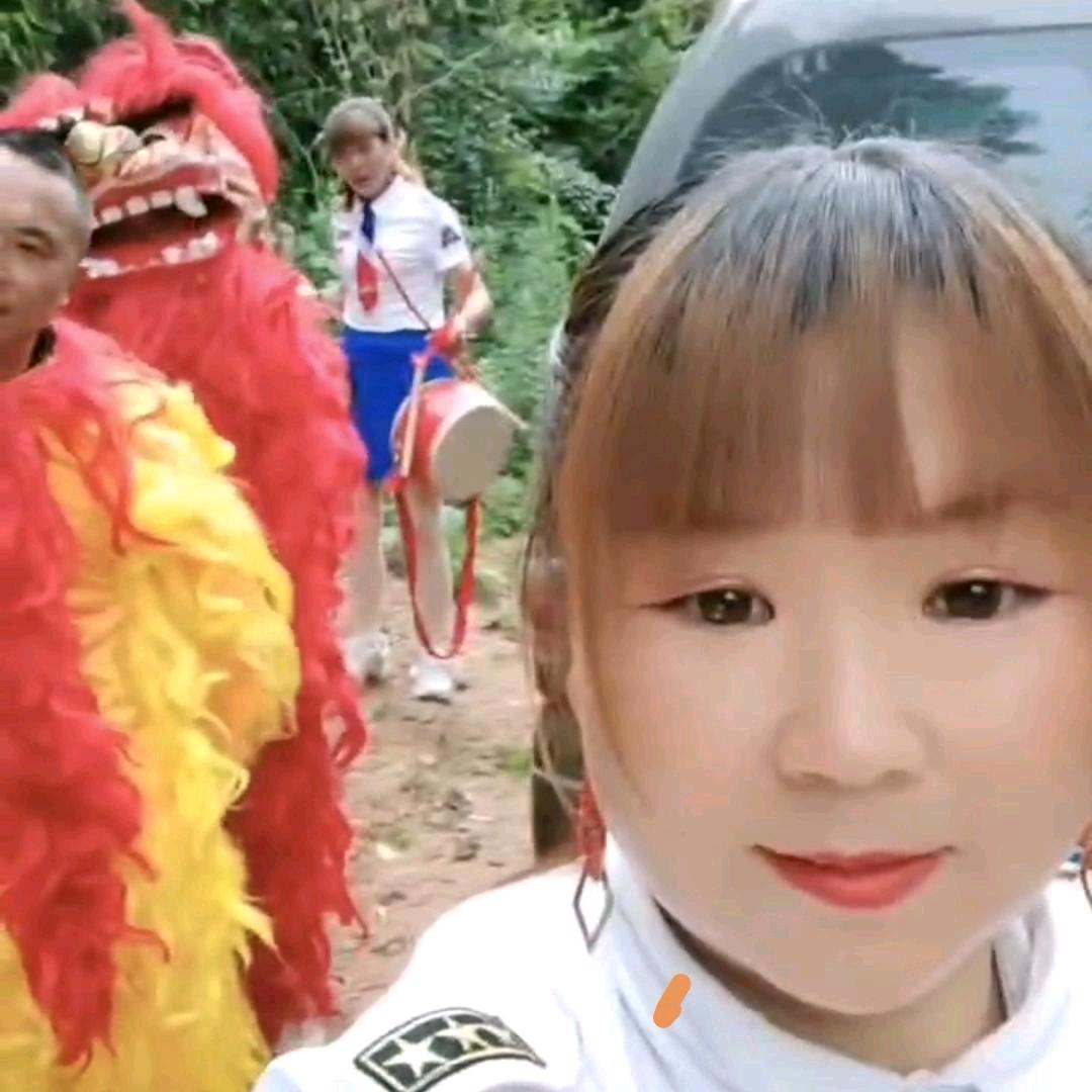 廪君故里非遗传承读书坪，秀姐锣锣鼓队