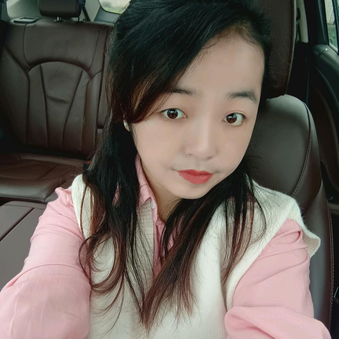 摆摊小妹