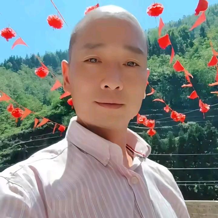 华二哥（封心锁爱）