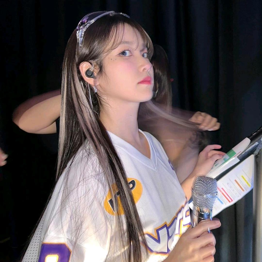 aria头像