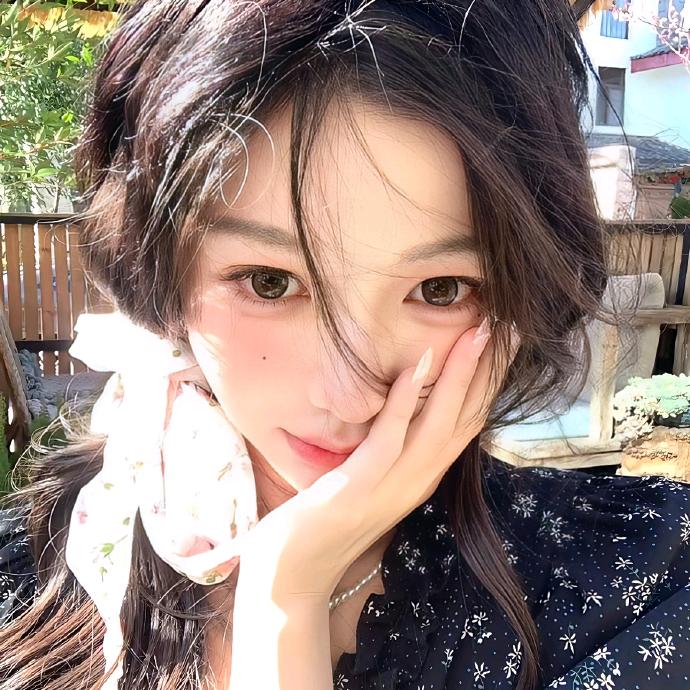 爱吃菠萝包