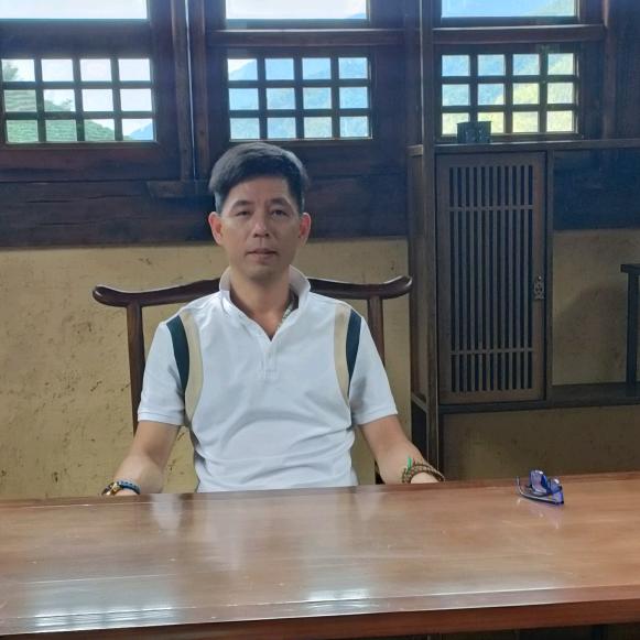 翱翔雄鹰🦅🦅（艾莱依）