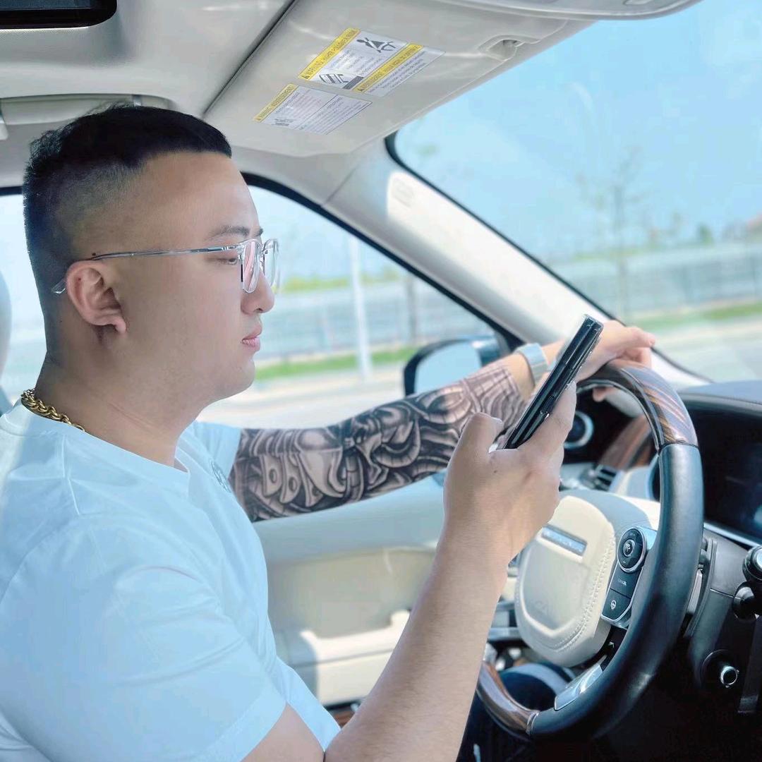 AA  帮帮 車行-旭🇨🇳