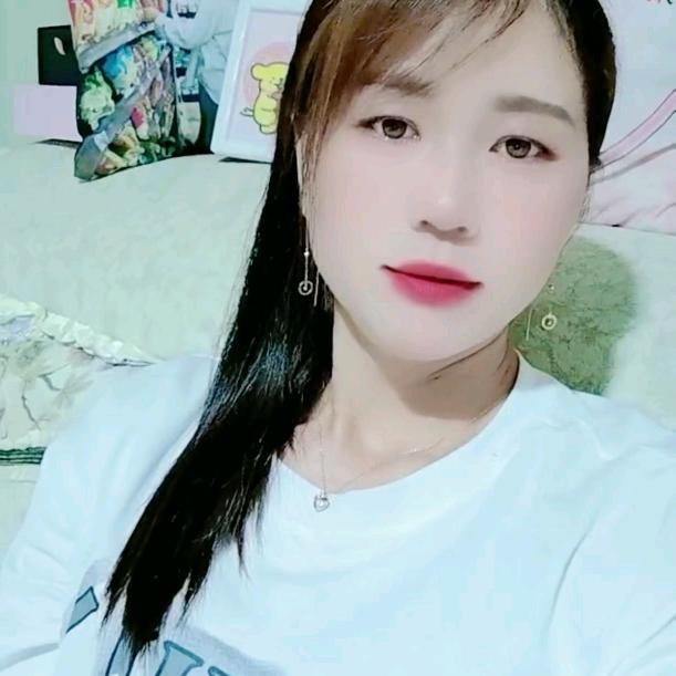 何艳