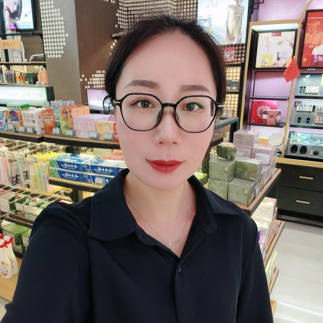 兵房万色店万苗苗