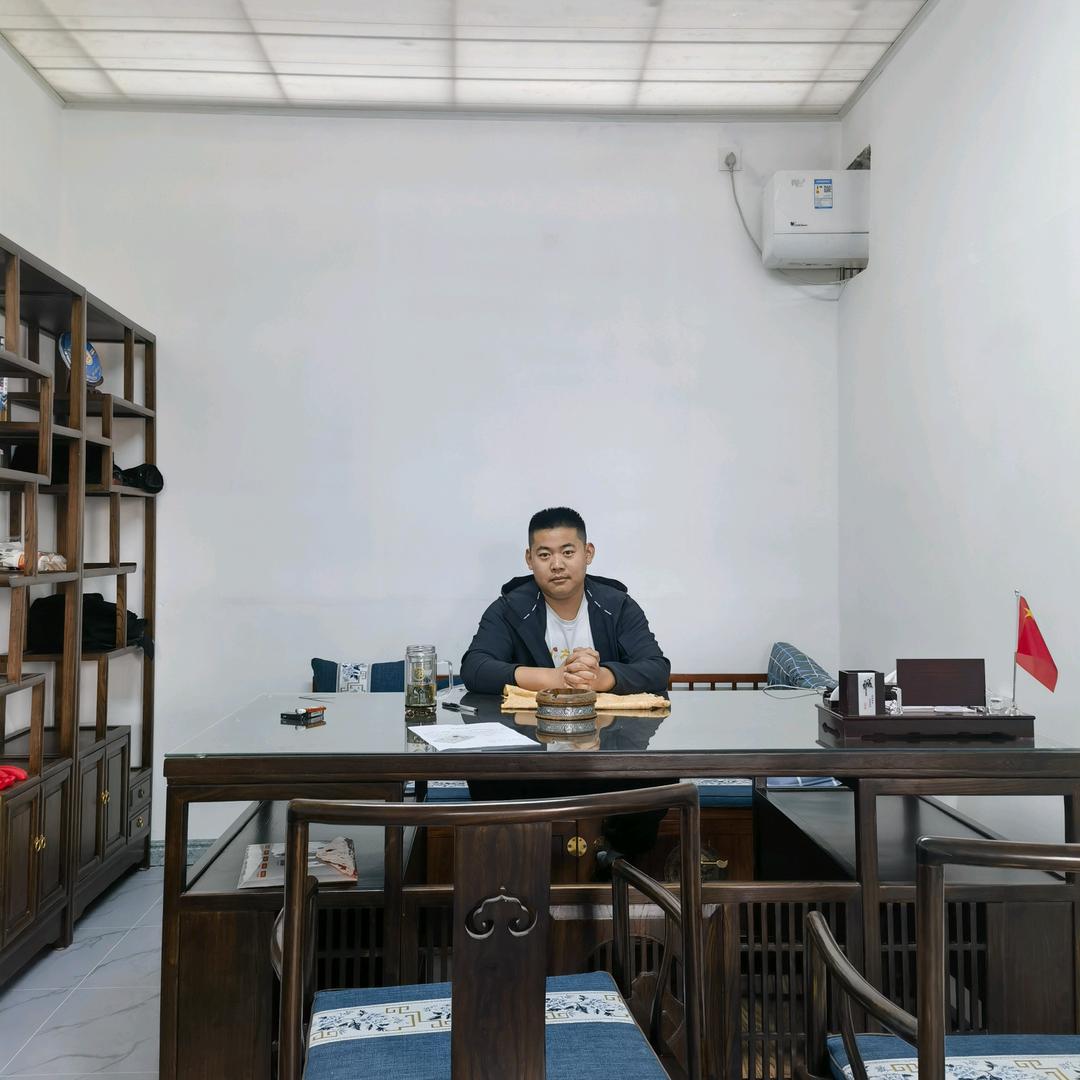 精品二手车行诚挚