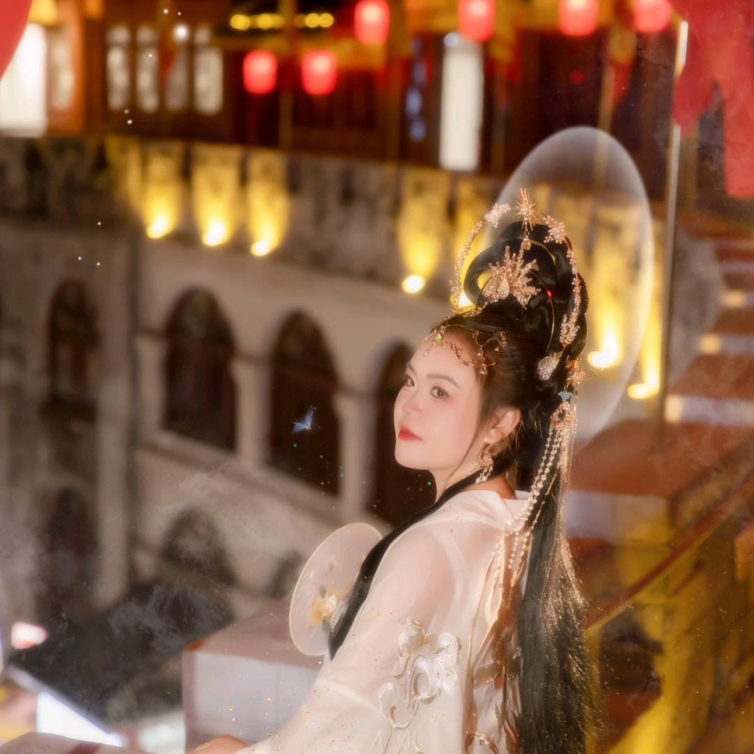 洛阳李姗姗