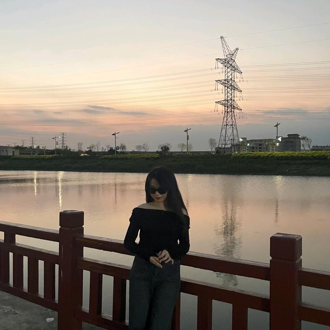 朱朱女孩