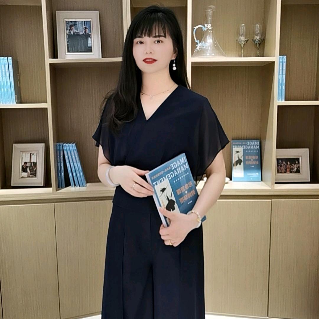 菲菲（❤️）