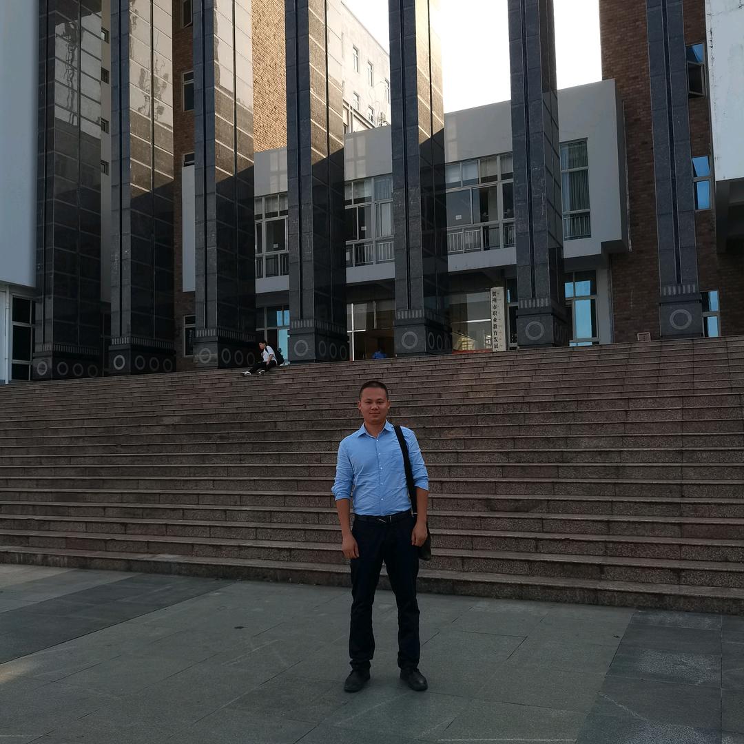 昭平县锦翔商行快消品批发@何宇