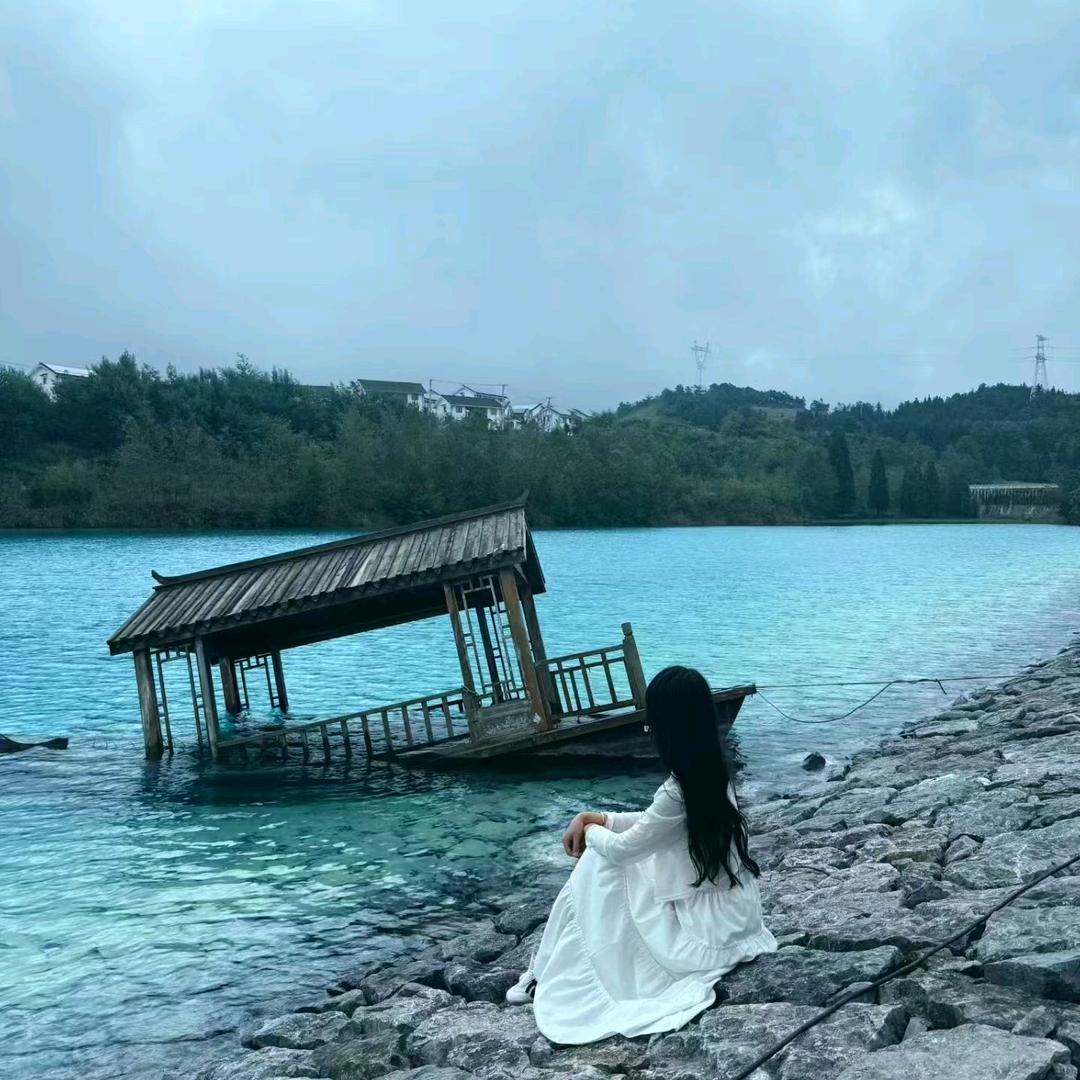 王小妹。