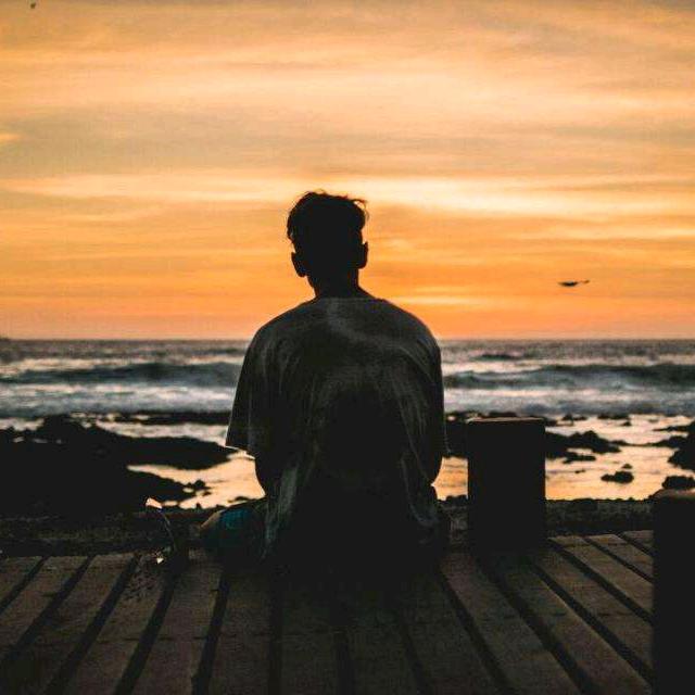 ♥(｡￫v￩｡)♥鹏少