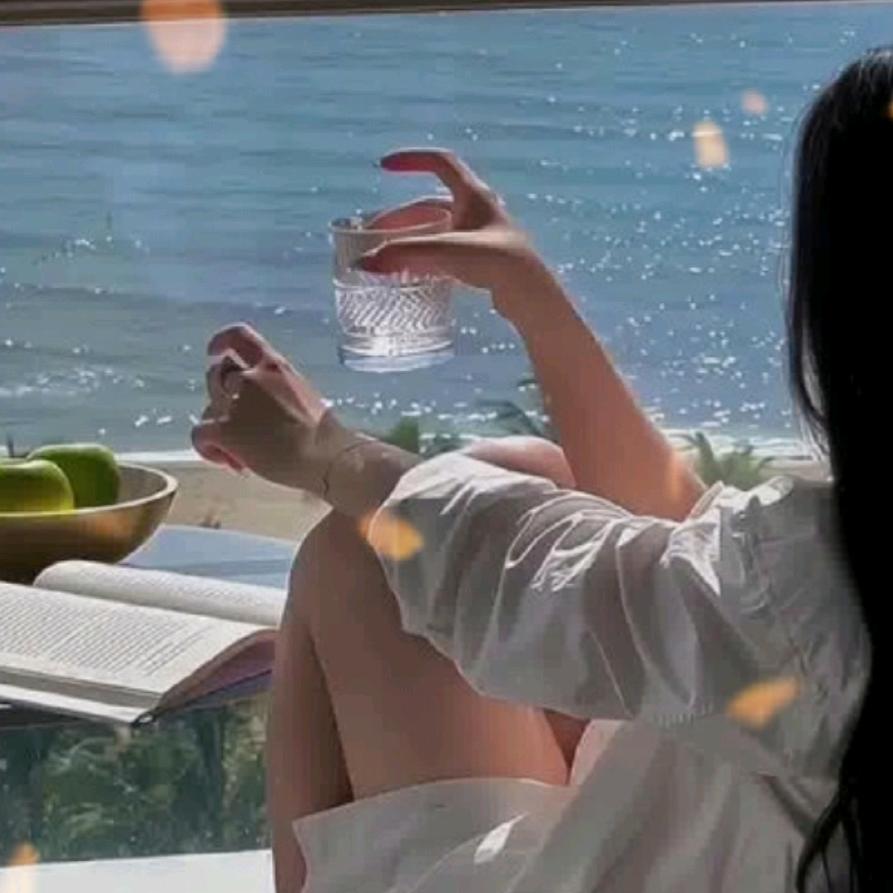 沐汐.