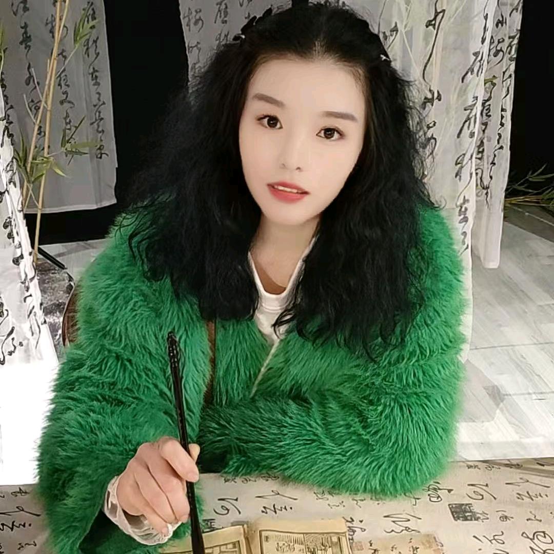 💇油田飞剪发艺🎀