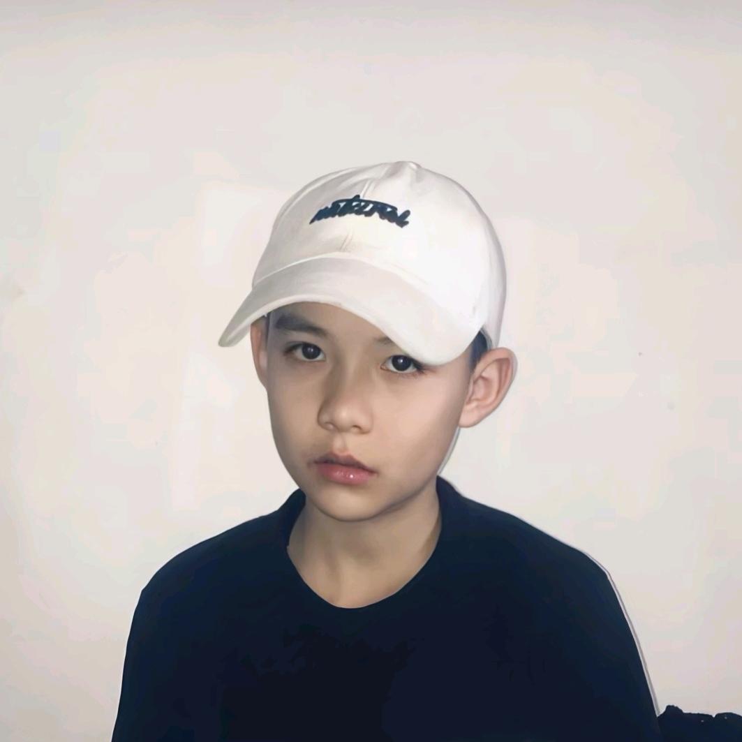 海棠影下