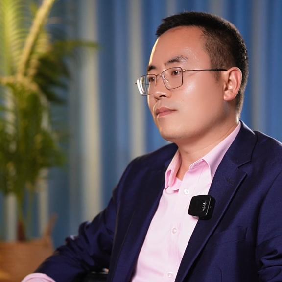 南沙房军师张朋