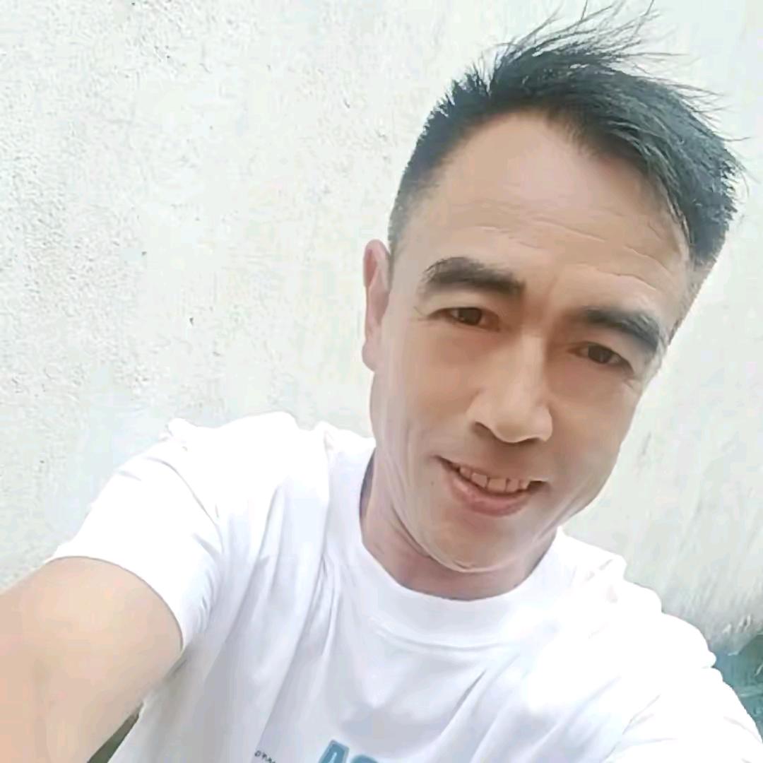 哥永远帅。