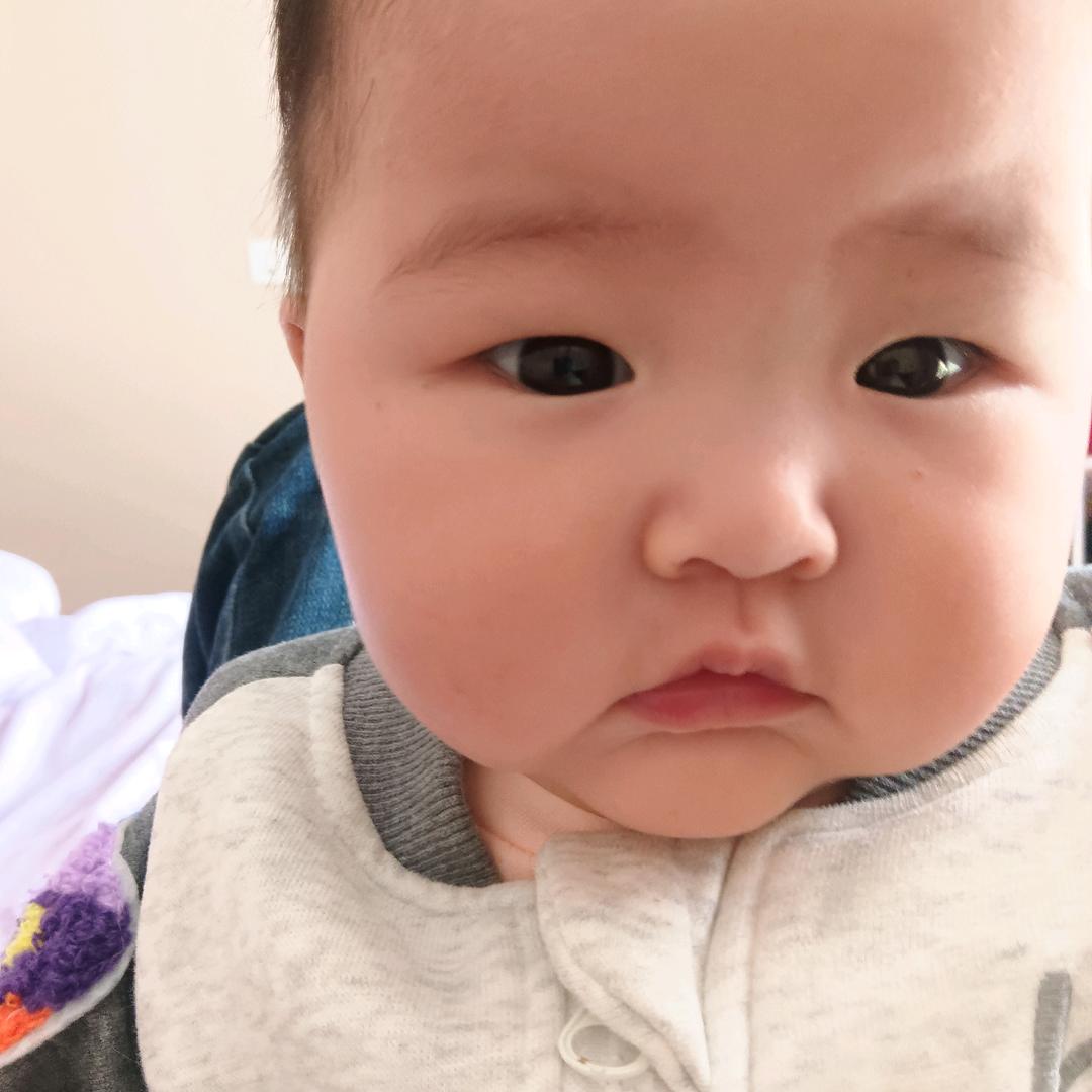 骑着毛驴去赶场