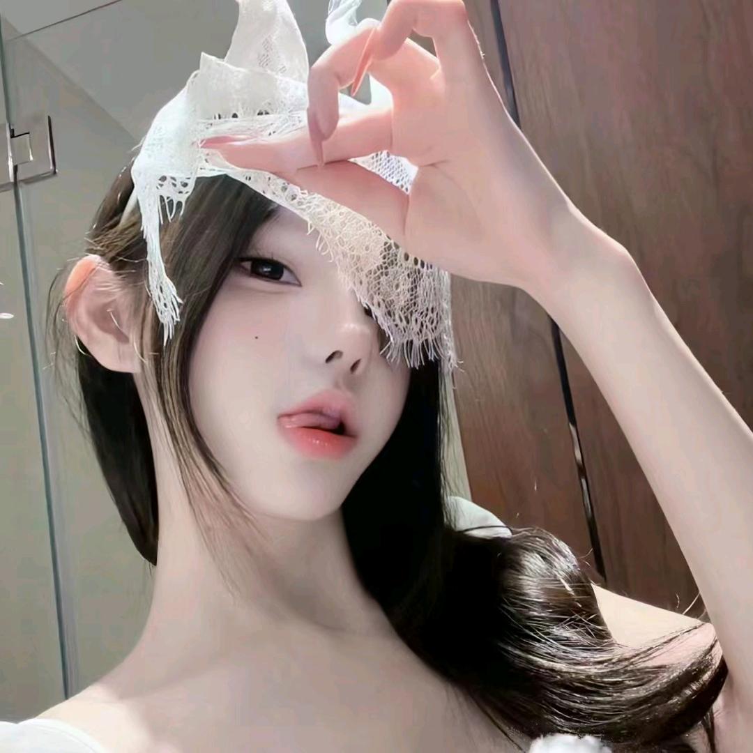莉娜小甜心
