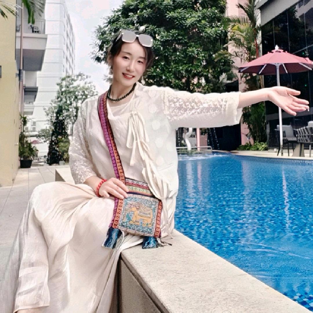 芳芳爱跳舞💃