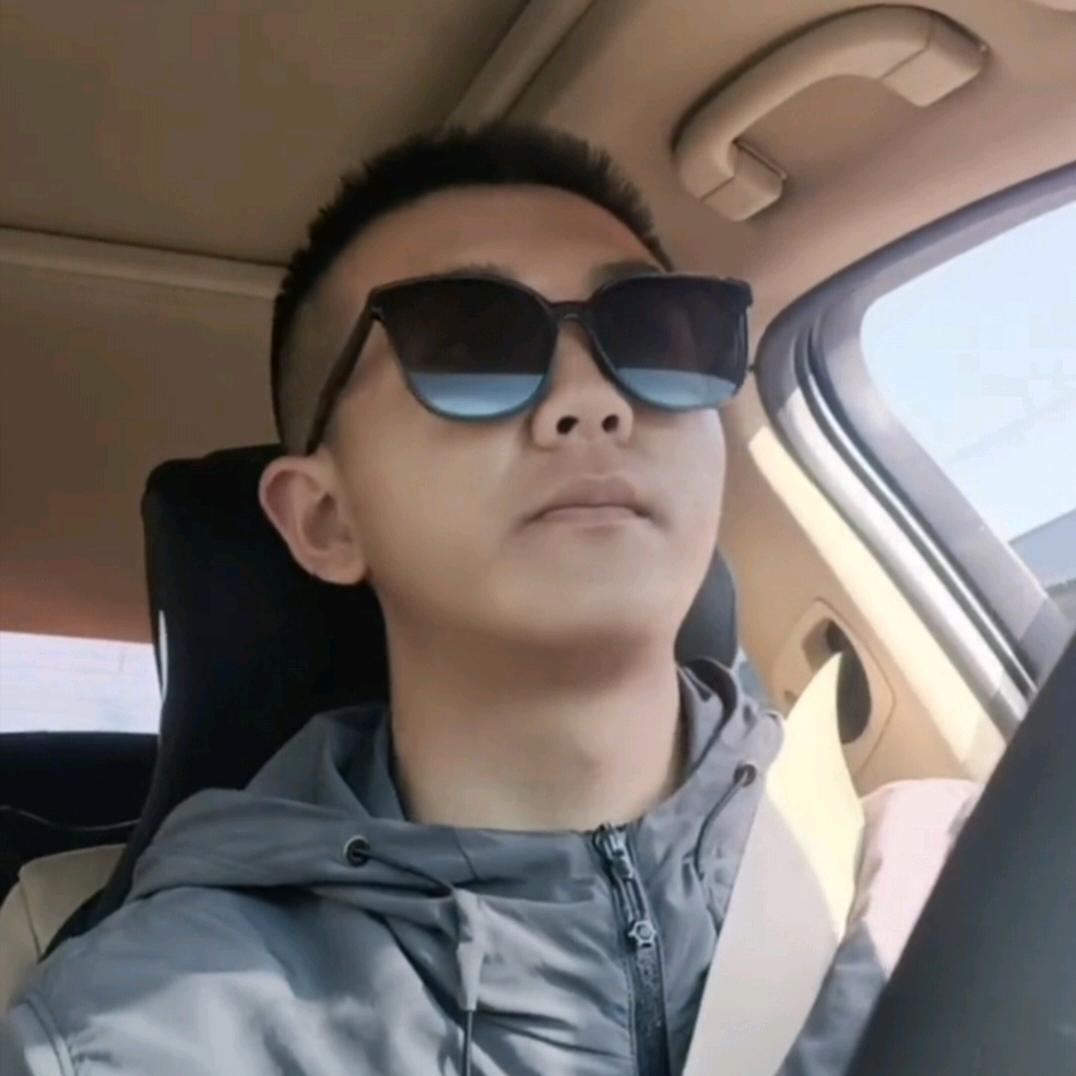 ღ云L້໌ᮩ栋哥ꦿ᭄࿐