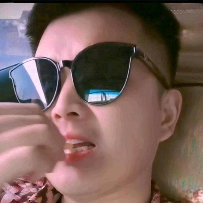 LI🙈