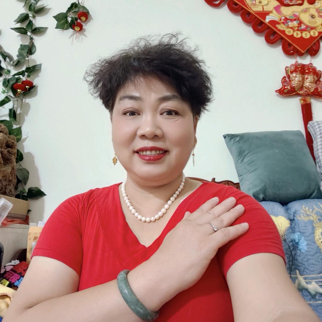 金砖姐(早上6点18开播)