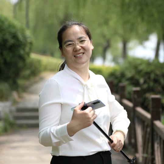 花静香 橱窗营业中