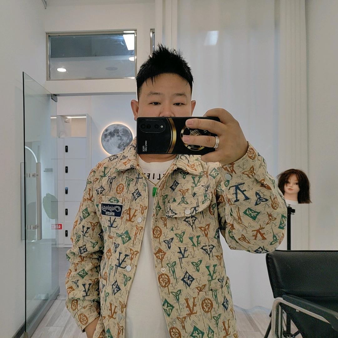 普定发型设计师小唐