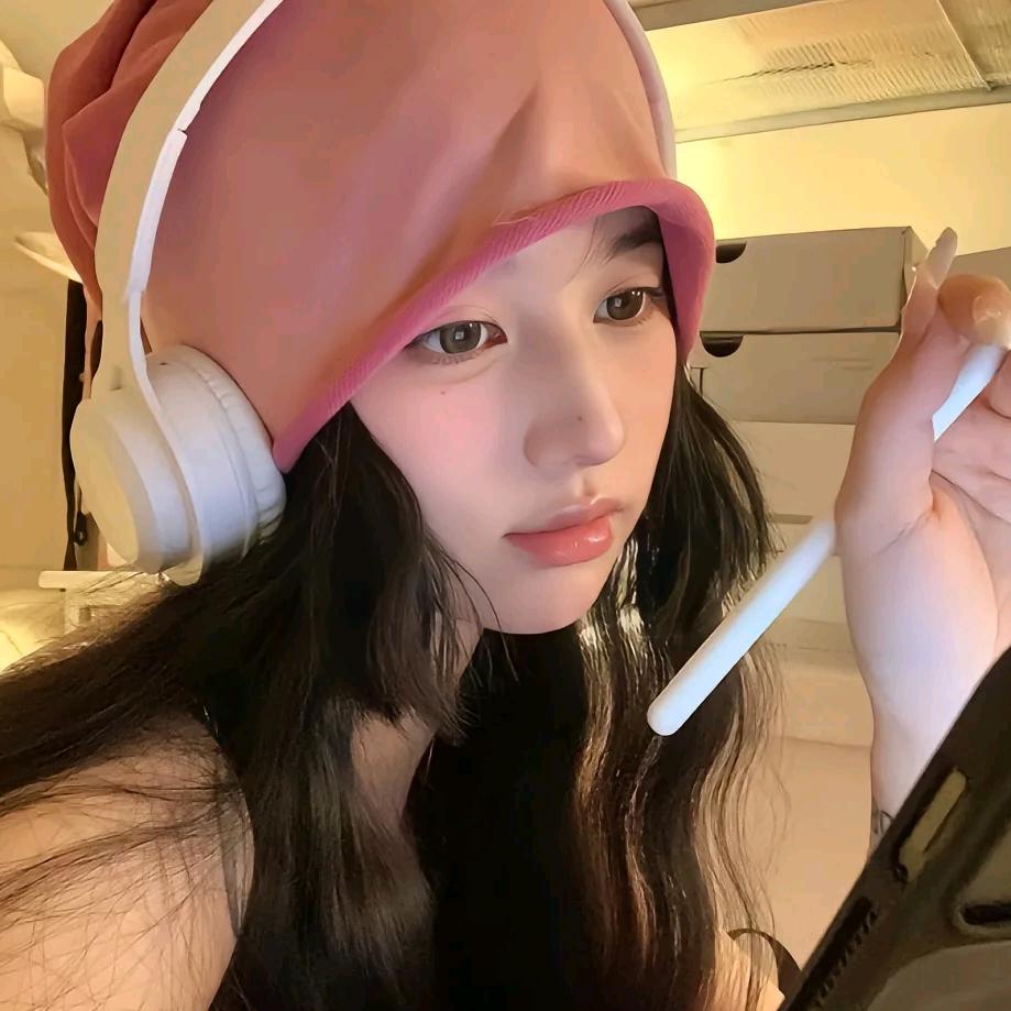 栢伶