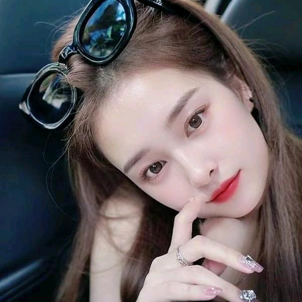 只有努力拼搏，永往向前进