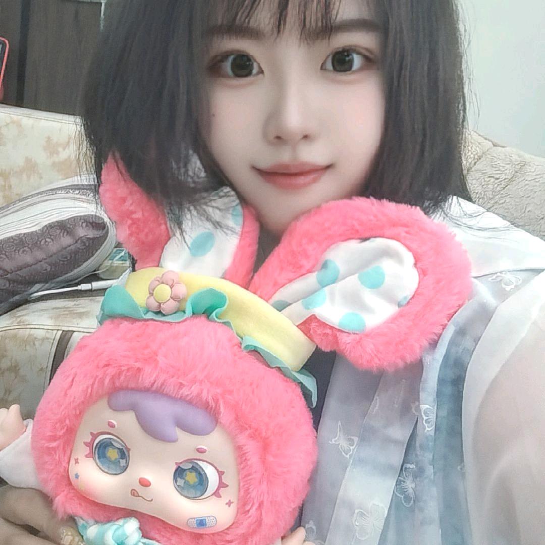 村头的那朵花