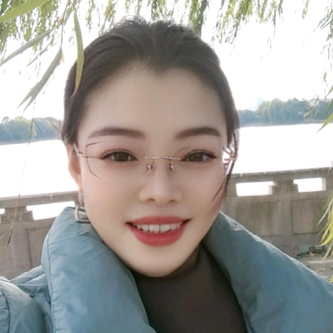 XY泰国榴莲山竹赵姐