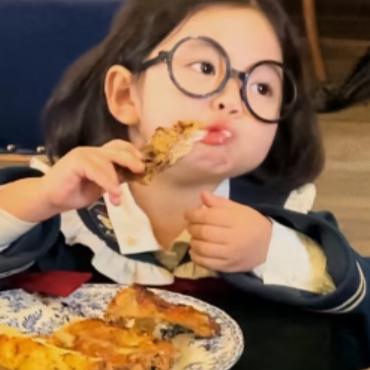 皮蛋瘦瘦肉粥