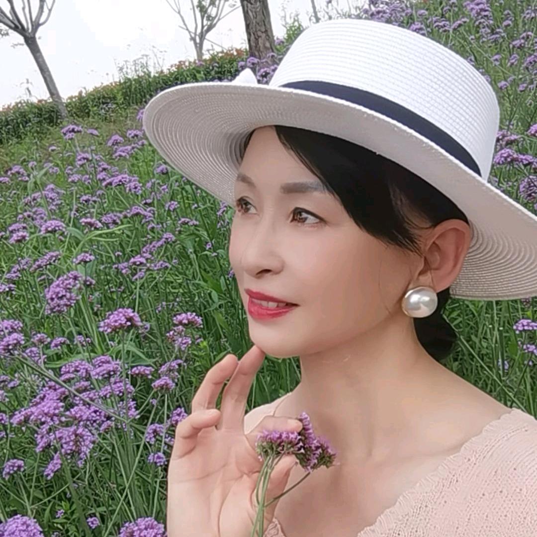 田意田歆奶奶
