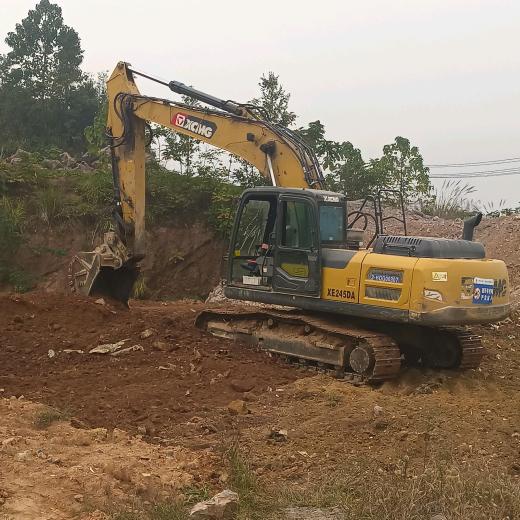 商哥拖车挖机租恁