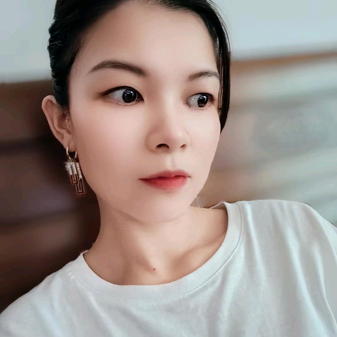 是静静吖