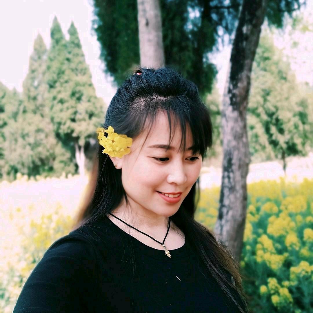 蓉蓉🌸（放牛傻丫头）