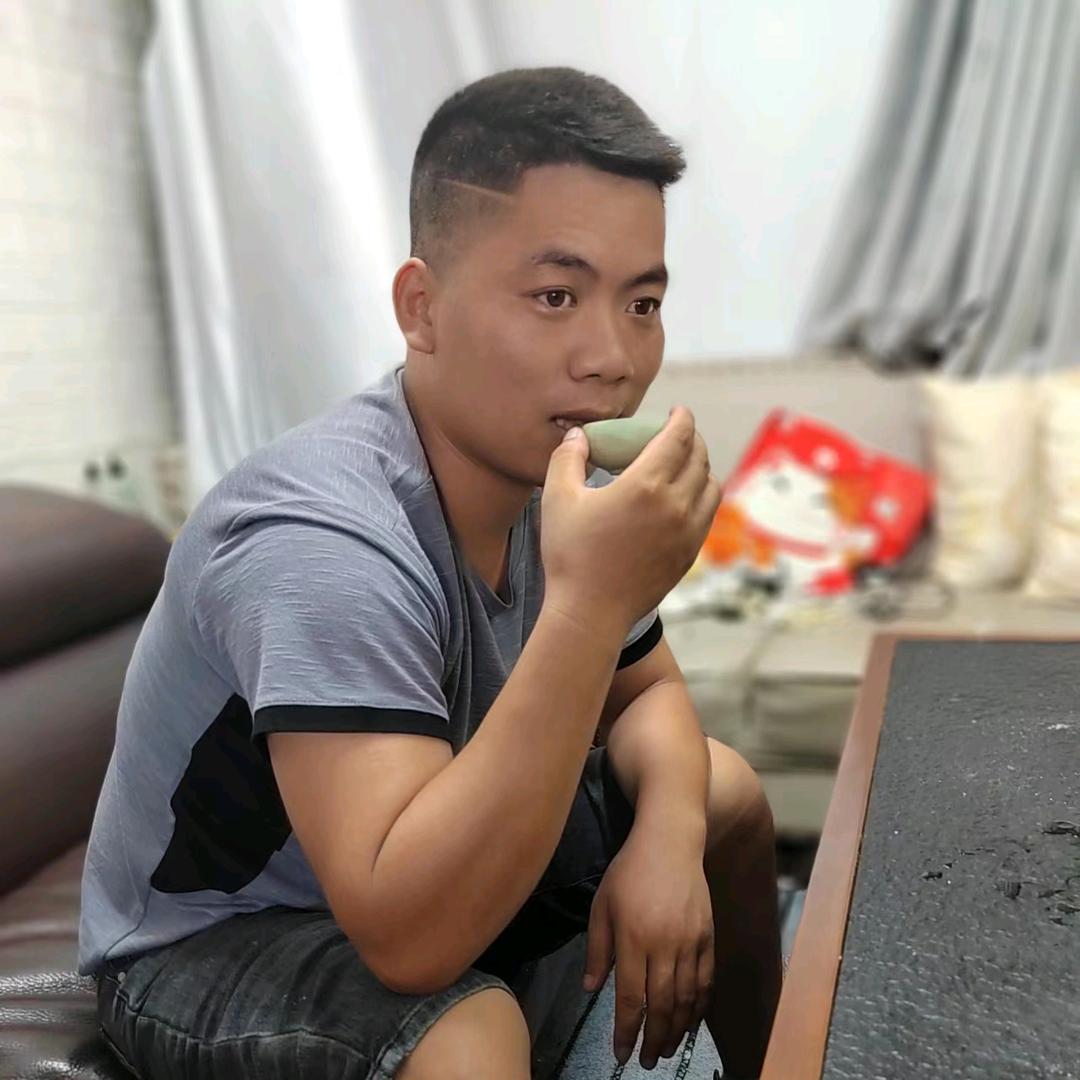 🐍🐍东哥