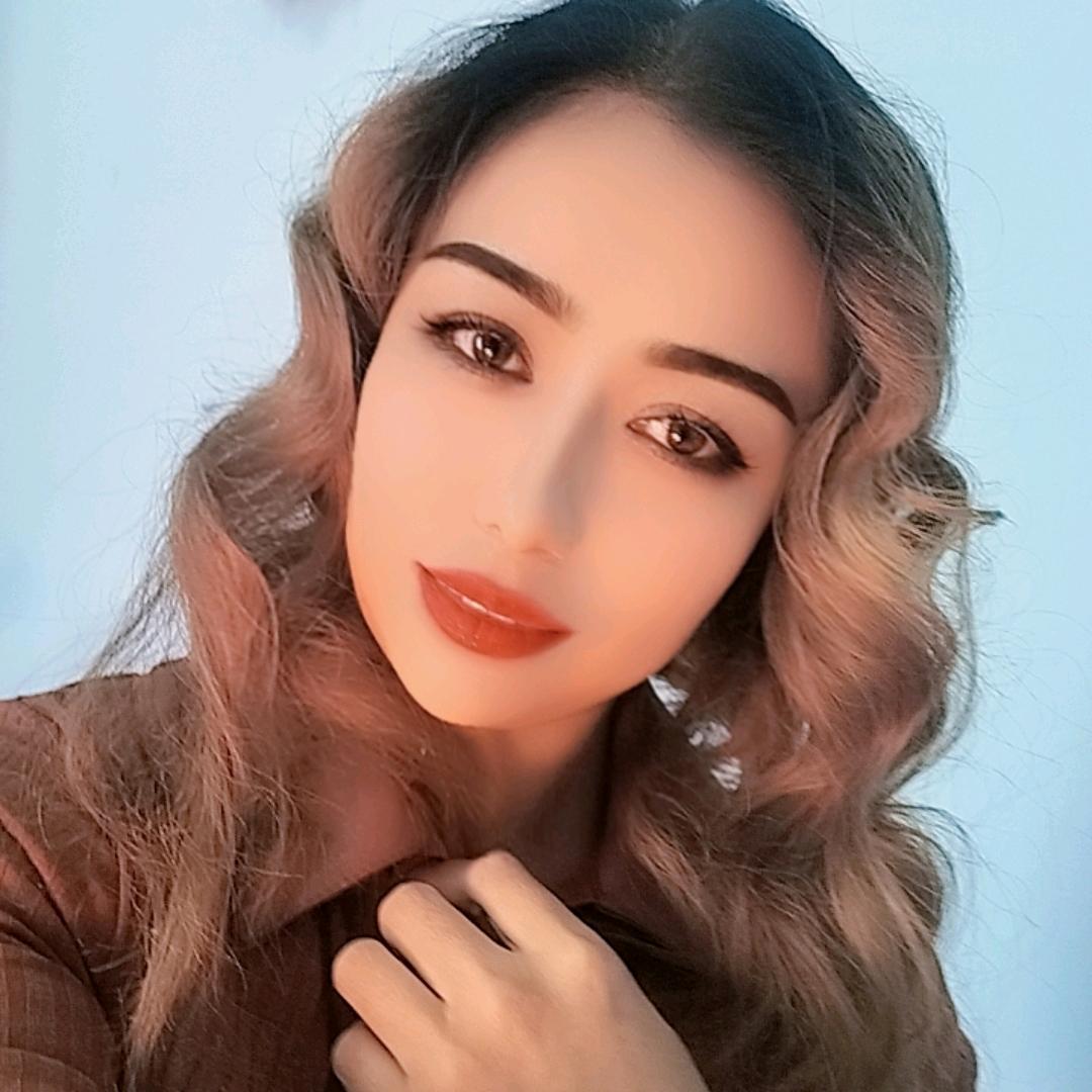 ❣️美容美发师     AyNuR❣️