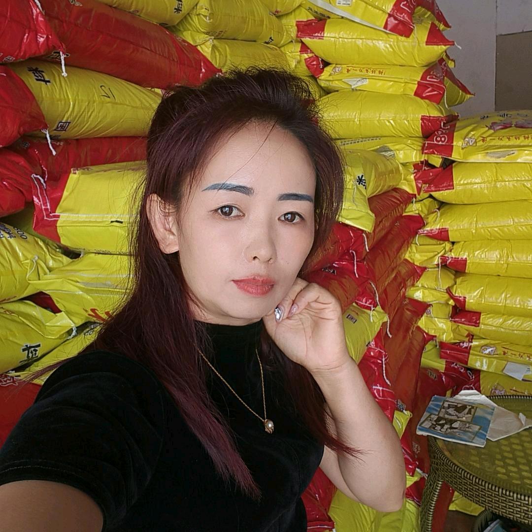 云南𥔲嘉卖饲料（小二妹）