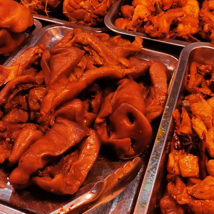 巫山神女巿场长江卤菜大卤坊