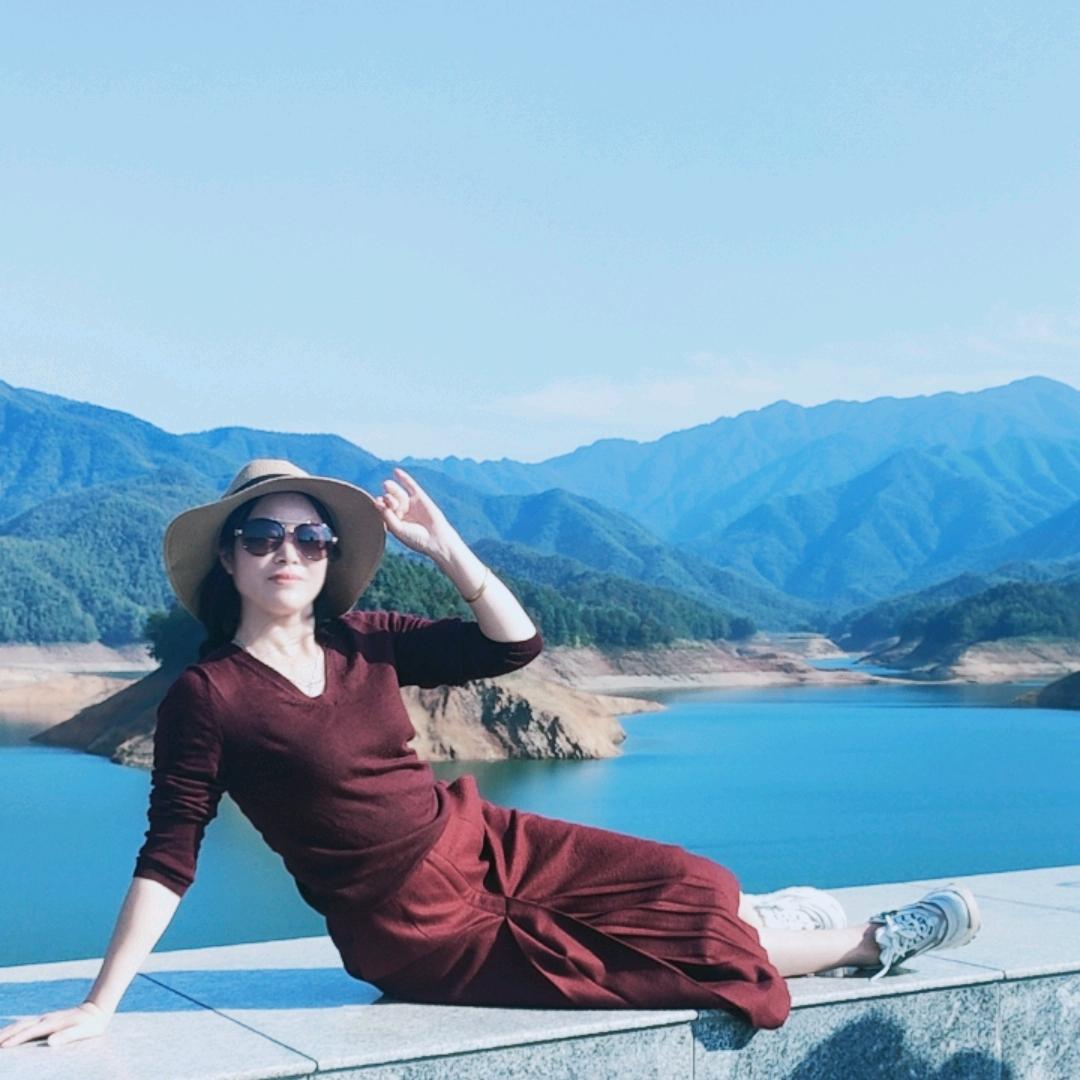 云溪花姑娘鲜花店