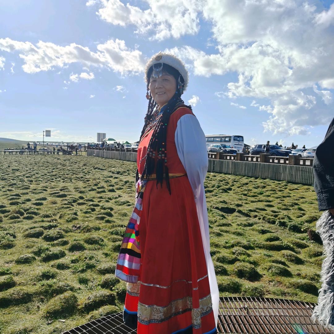 思念家乡李彩玲