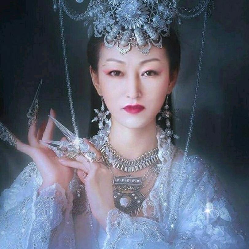 鱼美人